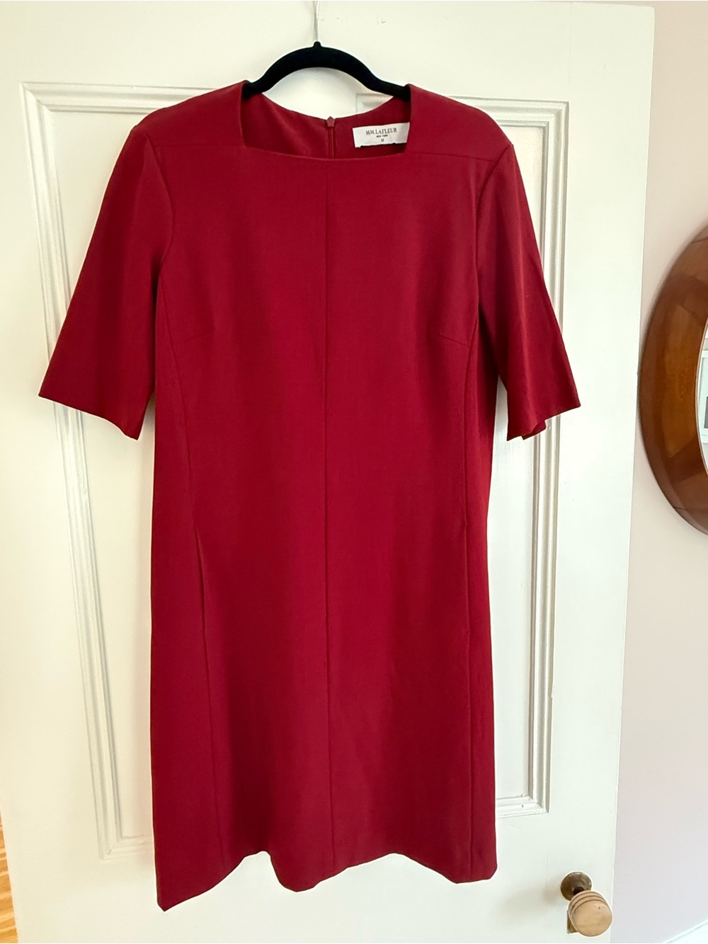 MM.LaFleur Crimson Short-Sleeve Sheath Dress